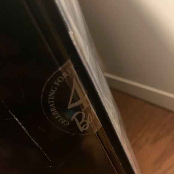 Barbie - 40th Anniversary Doll - Picture 4 of 4